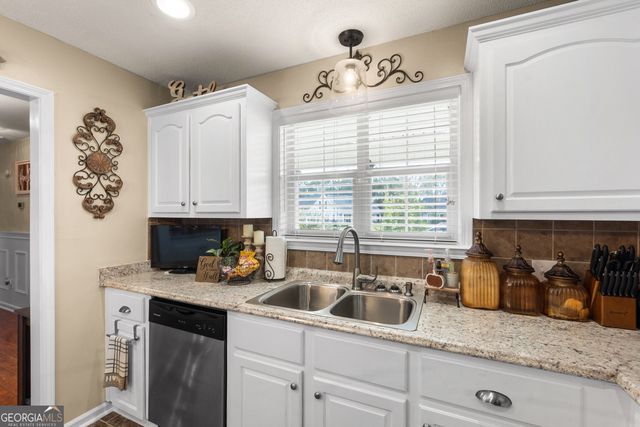 211 Cohen Court, Kathleen, GA 31047
