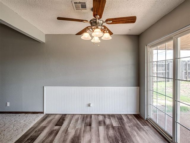 914 S Highland Drive, Mustang, OK 73064