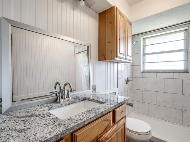 914 S Highland Drive, Mustang, OK 73064