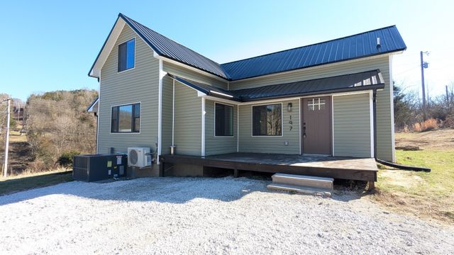 197 Granville Hwy, Chestnut Mound, TN 38552