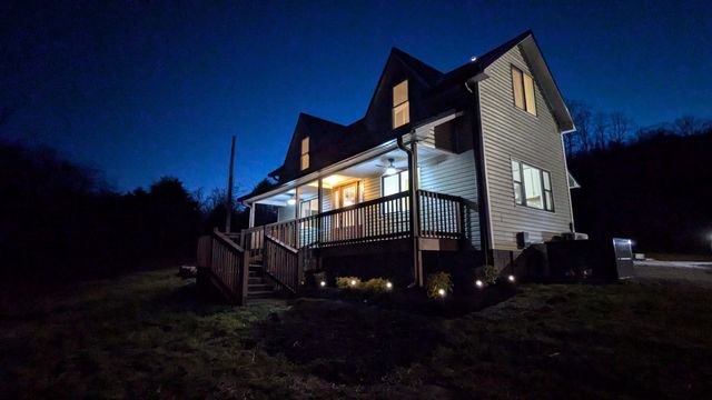 197 Granville Hwy, Chestnut Mound, TN 38552