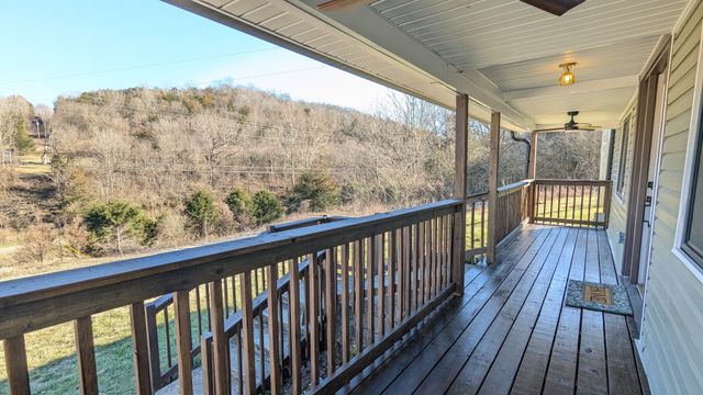 197 Granville Hwy, Chestnut Mound, TN 38552