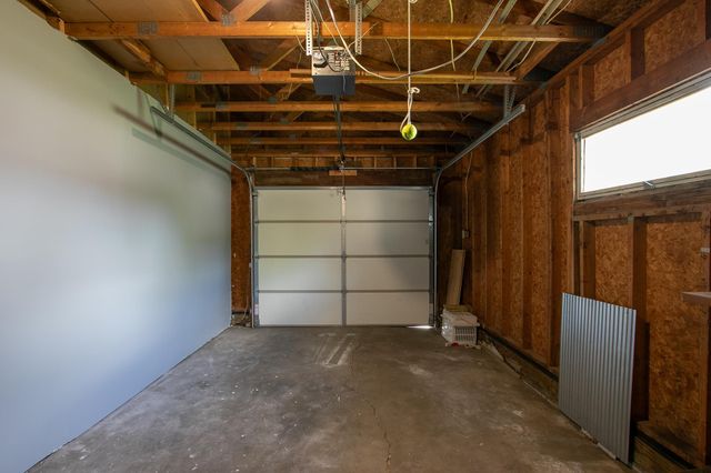 522 Calhoun Place, Cambridge, MN 55008