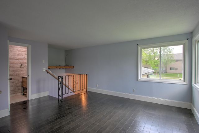 522 Calhoun Place, Cambridge, MN 55008