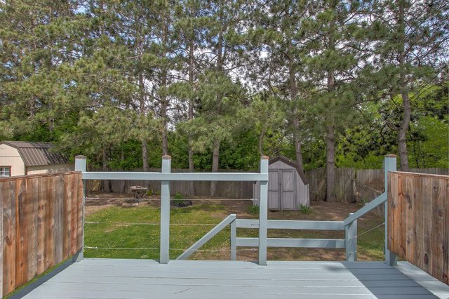 522 Calhoun Place, Cambridge, MN 55008
