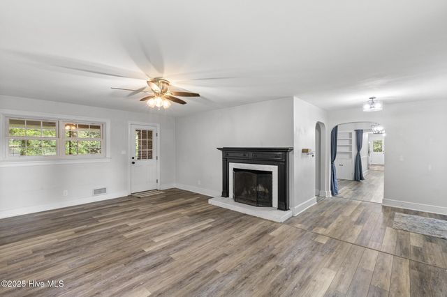 102 Jean Circle, Jacksonville, NC 28540