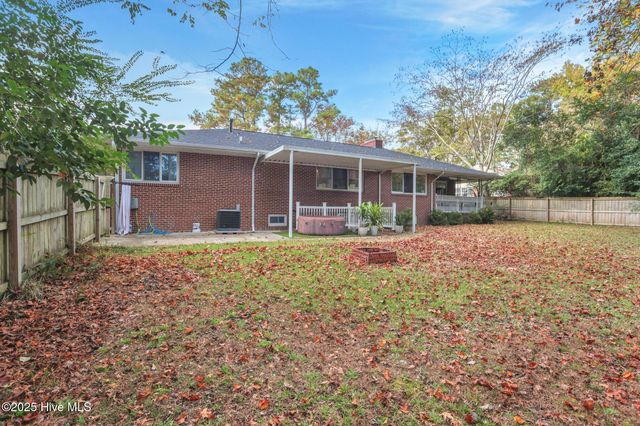 102 Jean Circle, Jacksonville, NC 28540