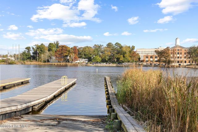 102 Jean Circle, Jacksonville, NC 28540