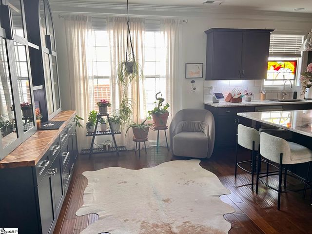 401 Woodland Oaks Court, Simpsonville, SC 29681