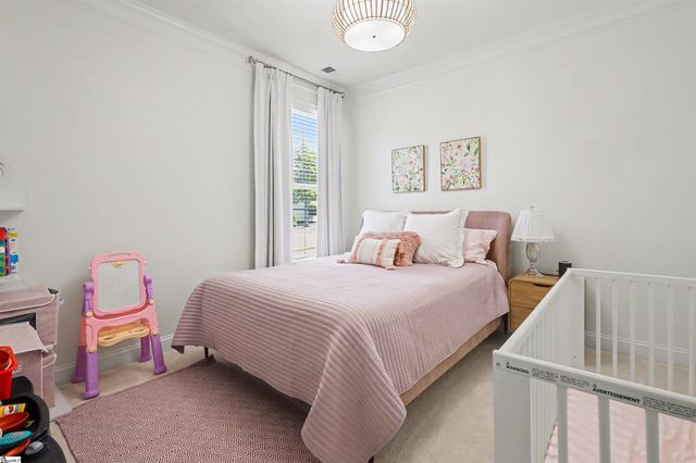 401 Woodland Oaks Court, Simpsonville, SC 29681