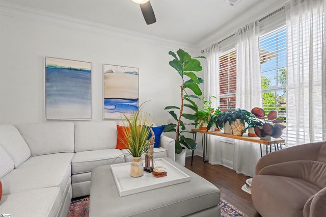 401 Woodland Oaks Court, Simpsonville, SC 29681