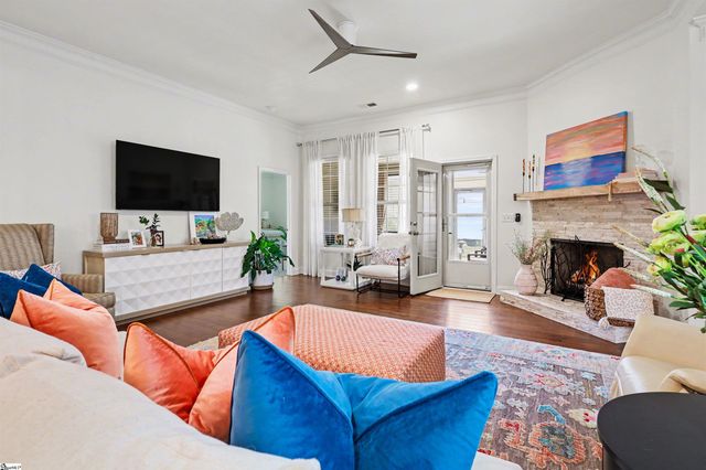 401 Woodland Oaks Court, Simpsonville, SC 29681