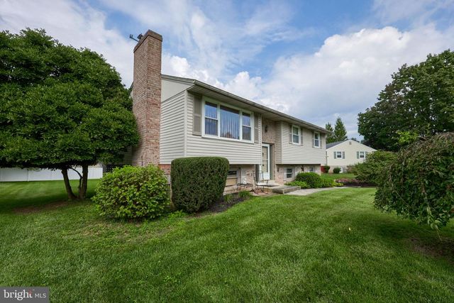 762 EASTSIDE DR, Landisville, PA 17538