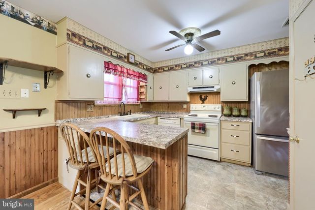 762 EASTSIDE DR, Landisville, PA 17538