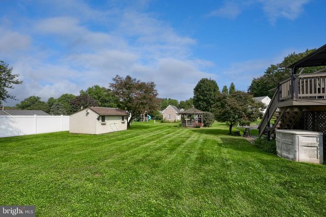 762 EASTSIDE DR, Landisville, PA 17538