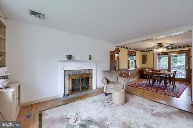 762 EASTSIDE DR, Landisville, PA 17538