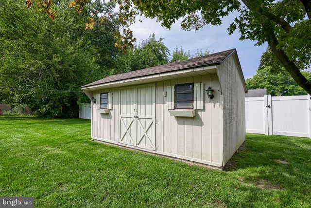 762 EASTSIDE DR, Landisville, PA 17538