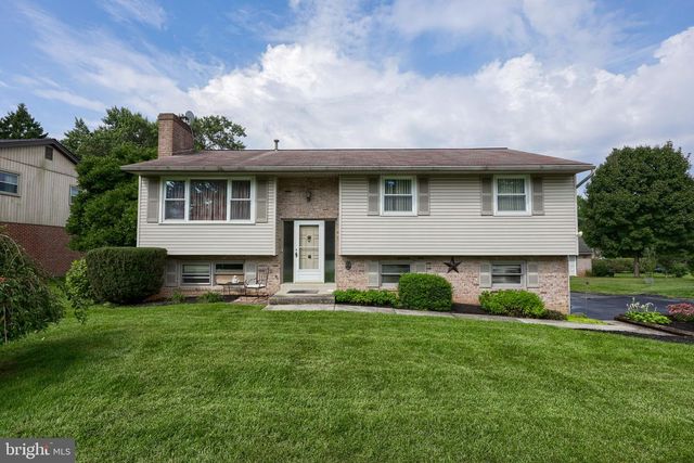 762 EASTSIDE DR, Landisville, PA 17538