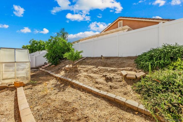 26684 Rim Creek Path, Menifee, CA 92584