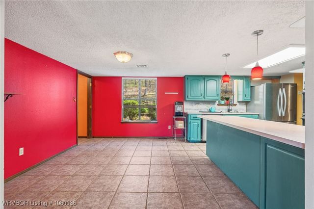 7701 Bear Hollow Road, Fort Smith, AR 72916