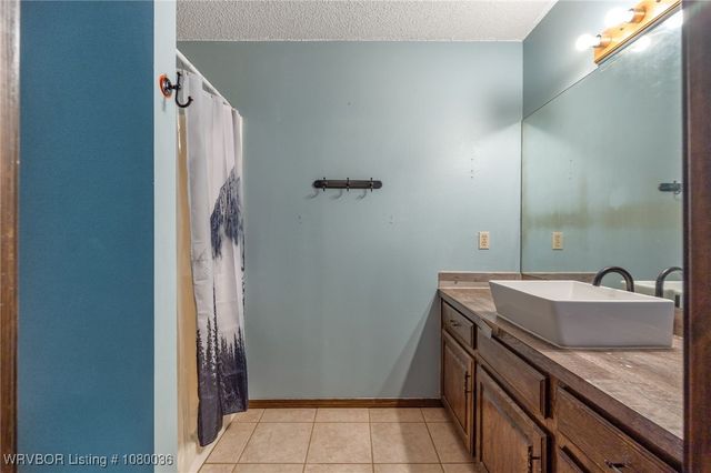 7701 Bear Hollow Road, Fort Smith, AR 72916