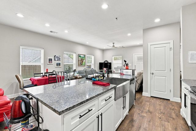 517 E Hanna Street, Denison, TX 75021