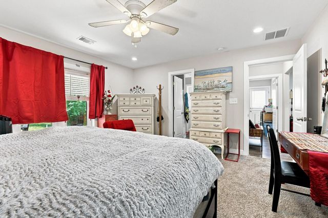 517 E Hanna Street, Denison, TX 75021