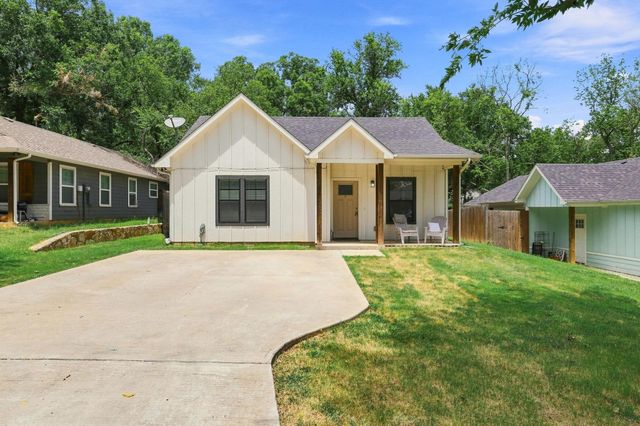 517 E Hanna Street, Denison, TX 75021