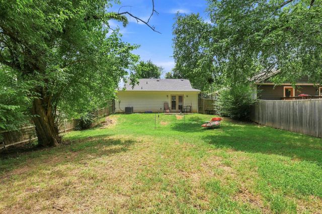 517 E Hanna Street, Denison, TX 75021