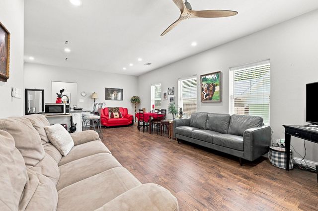 517 E Hanna Street, Denison, TX 75021