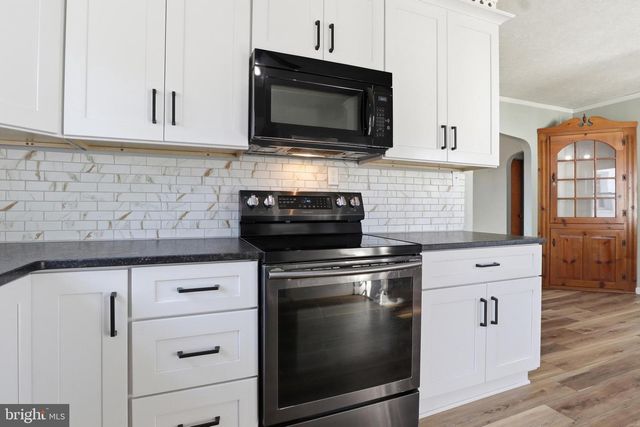 981 CRANES GAP ROAD, Carlisle, PA 17013