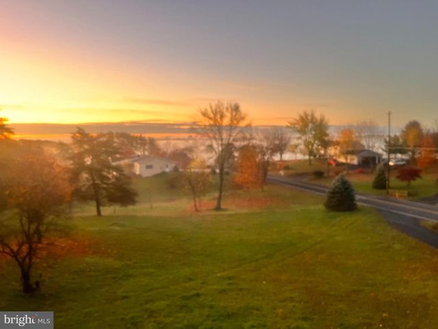 981 CRANES GAP ROAD, Carlisle, PA 17013