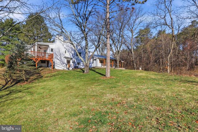 981 CRANES GAP ROAD, Carlisle, PA 17013