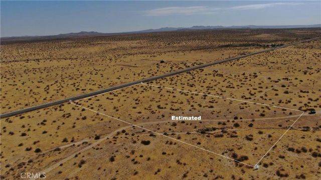 22500 E Ave O, Black Butte, CA 93591