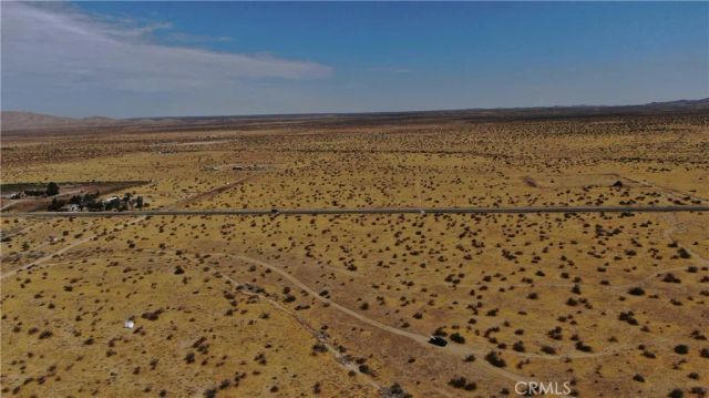 22500 E Ave O, Black Butte, CA 93591