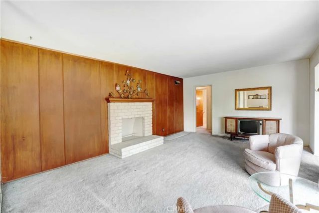 8907 Helen Avenue, Sun Valley, CA 91352