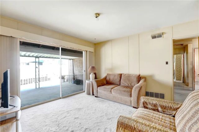 8907 Helen Avenue, Sun Valley, CA 91352