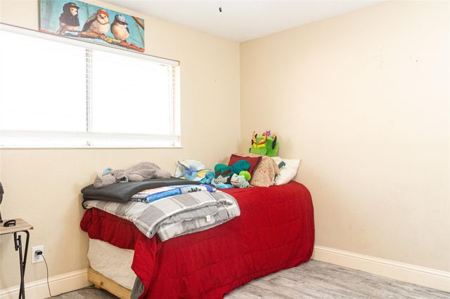 15318 Leeds Lane, Houston, TX 77040