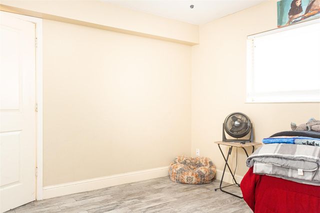 15318 Leeds Lane, Houston, TX 77040