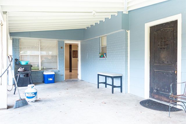 15318 Leeds Lane, Houston, TX 77040