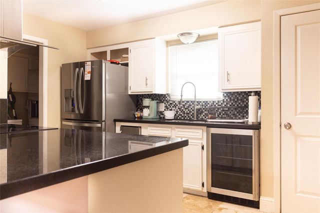 15318 Leeds Lane, Houston, TX 77040