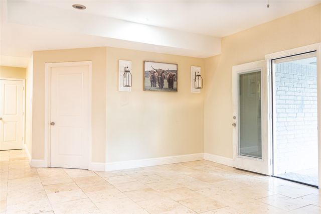 15318 Leeds Lane, Houston, TX 77040