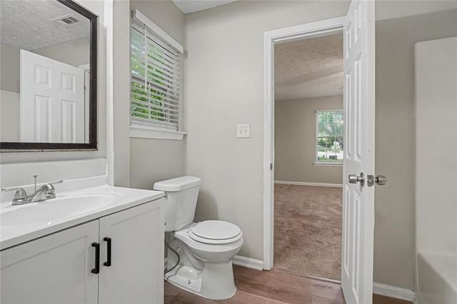 240 Spring Circle, Senoia, GA 30276