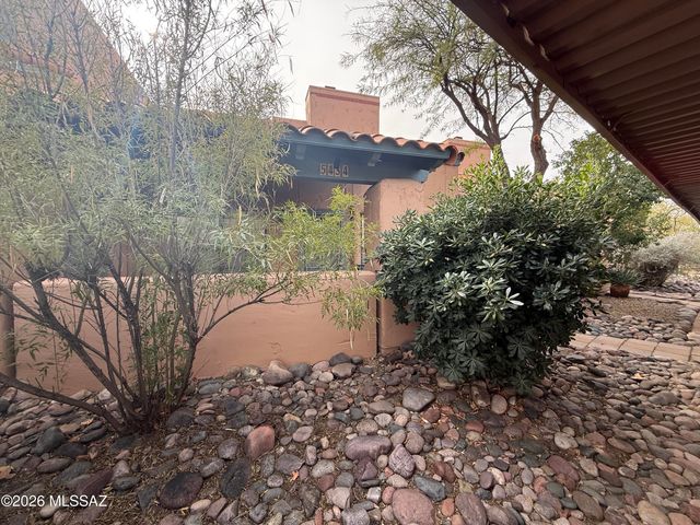 5434 N Vía Del Arbolito, Tucson, AZ 85750