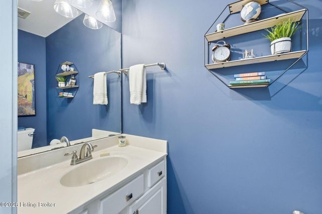 1210 Beckley Hills Ct, Louisville, KY 40245