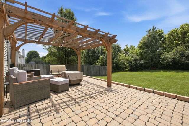 1210 Beckley Hills Ct, Louisville, KY 40245