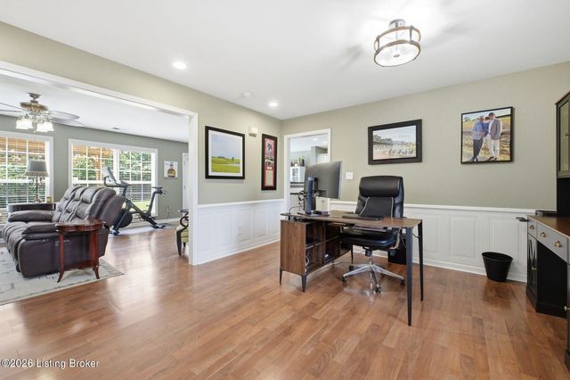 1210 Beckley Hills Ct, Louisville, KY 40245
