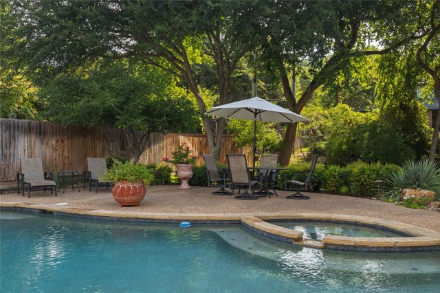 619 Portofino Drive, Arlington, TX 76012