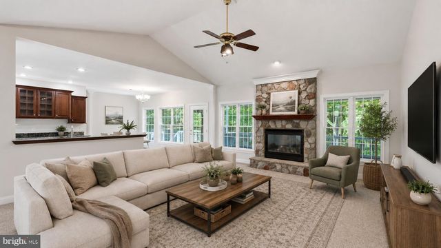 14 HEMPSTEAD LN, Stafford, VA 22554