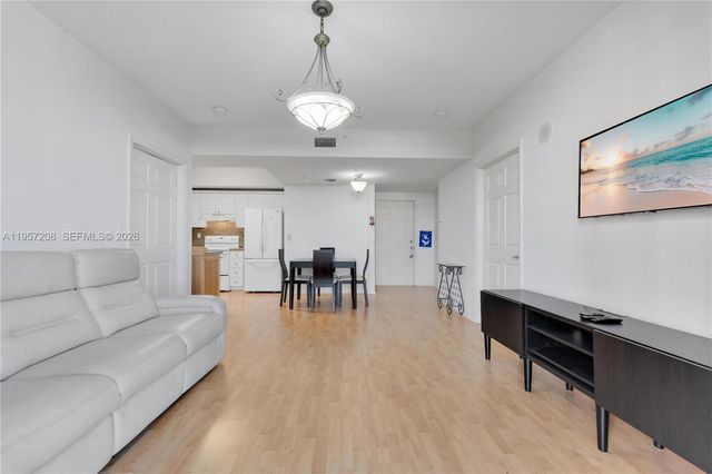 3500 Coral Way 710, Miami, FL 33145